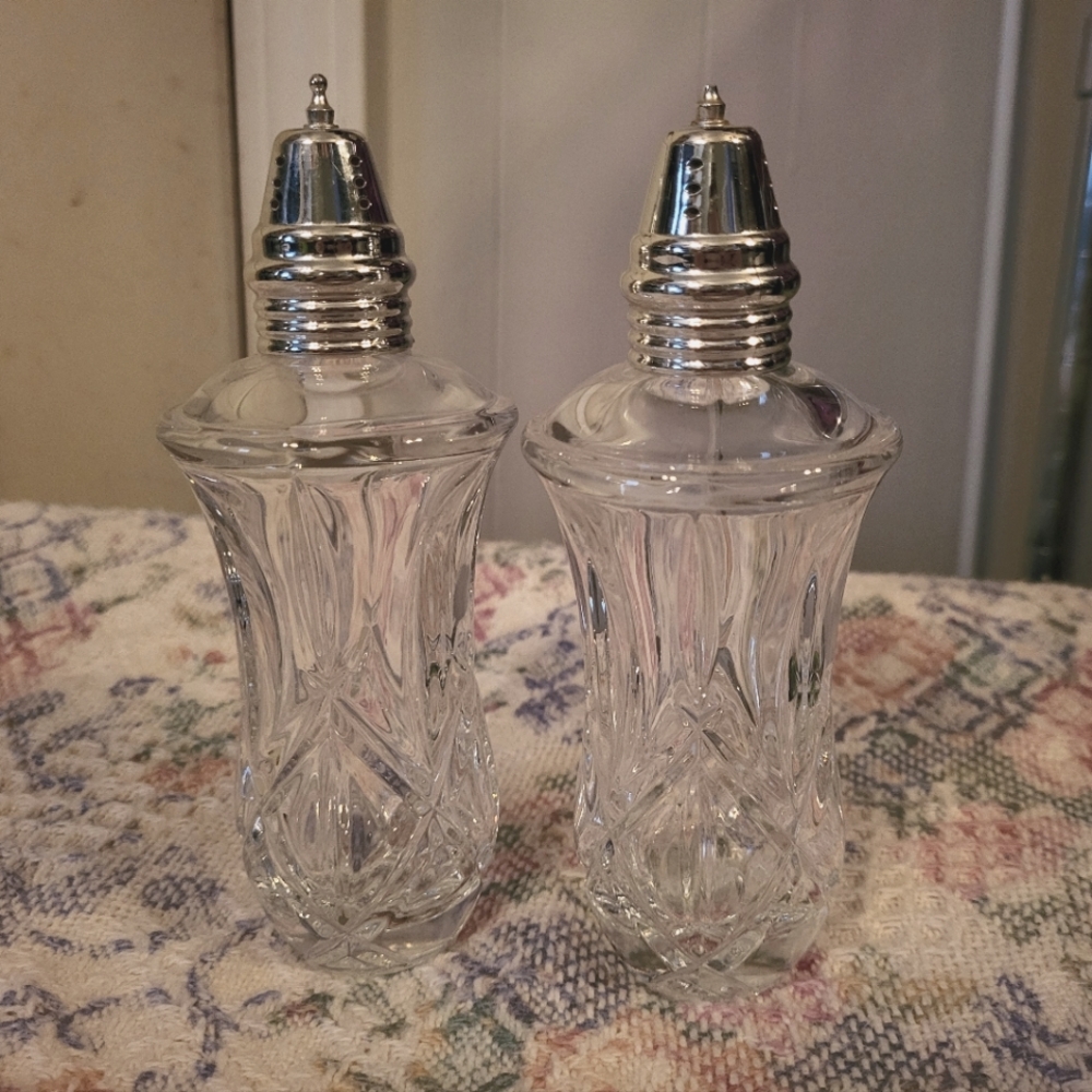Gorham Crystal Lady Anne Salt and Pepper Shaker Set